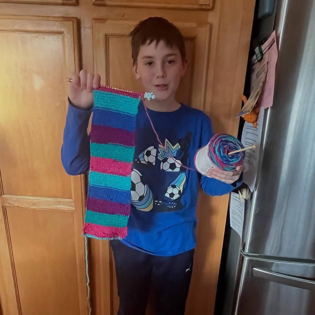 Tie Dye Learn to Knit Scarf Kit - Brand New Beginners